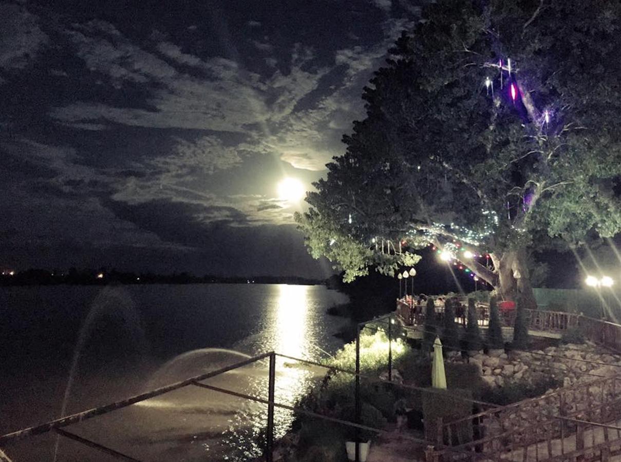 Maeping Mango Riverside Resort Kamphaeng Phet Esterno foto