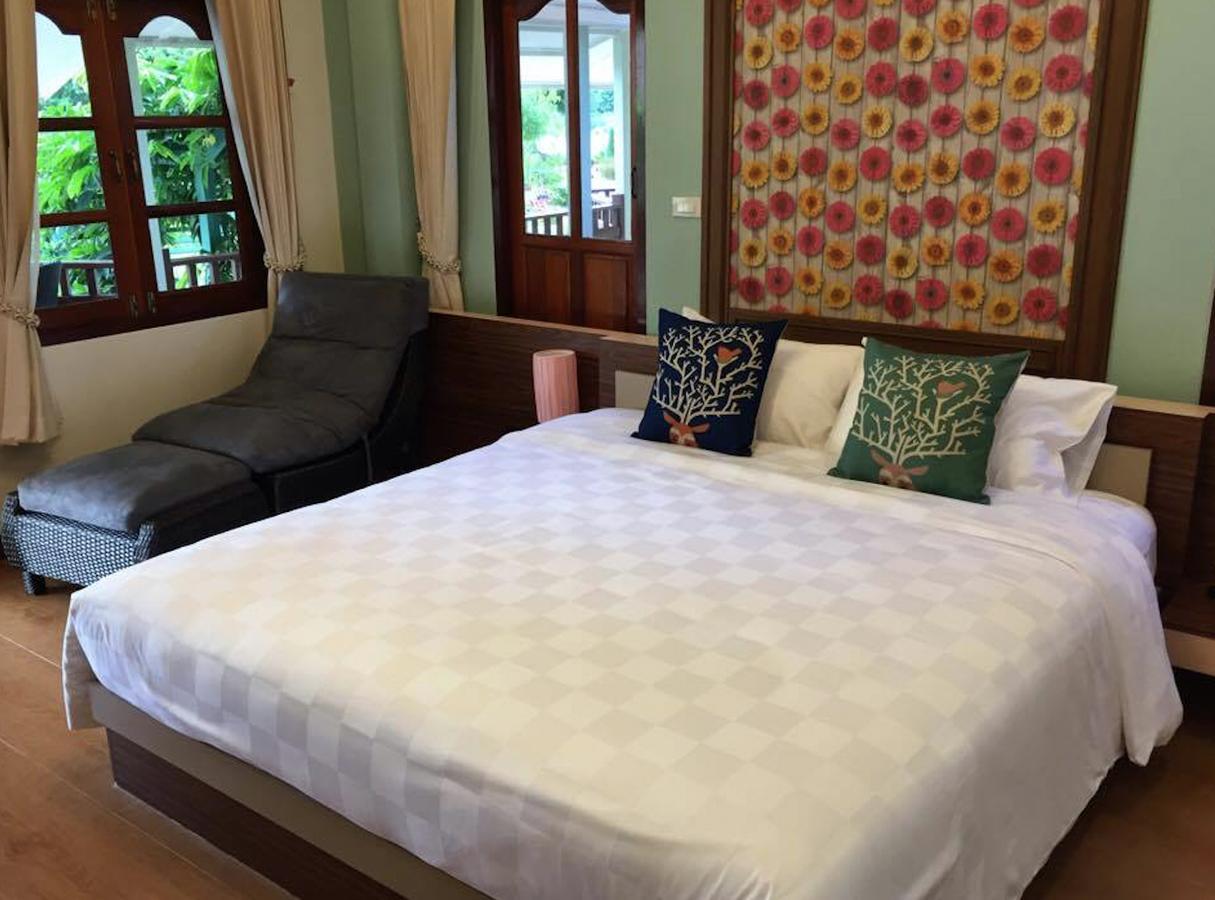Maeping Mango Riverside Resort Kamphaeng Phet Esterno foto